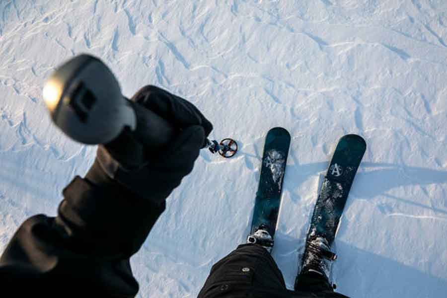 Lapland Safaris forest skis tocht