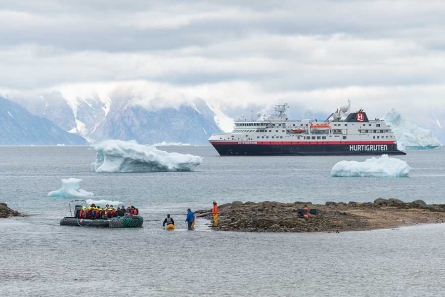 Hurtigruten expeditie Groenland met BBI Travel