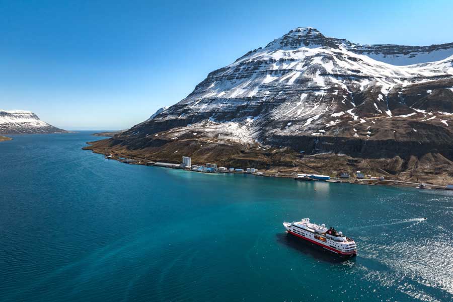 Hurtigruten expeditie IJsland met BBI Travel