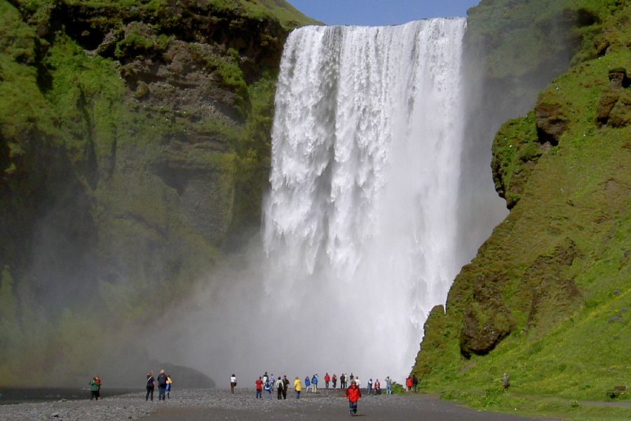 Skogafoss waterval, busrondreis IJsland