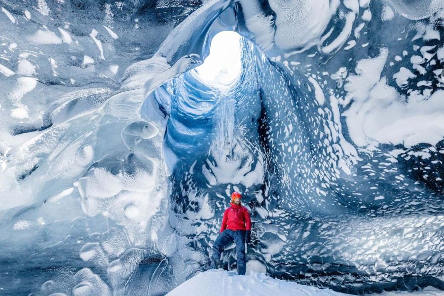 Askur Ice Cave Myrdalsjokull gletsjer IJsland