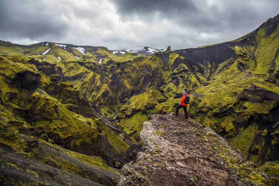 Thorsmork wandelaar hooglanden IJsland